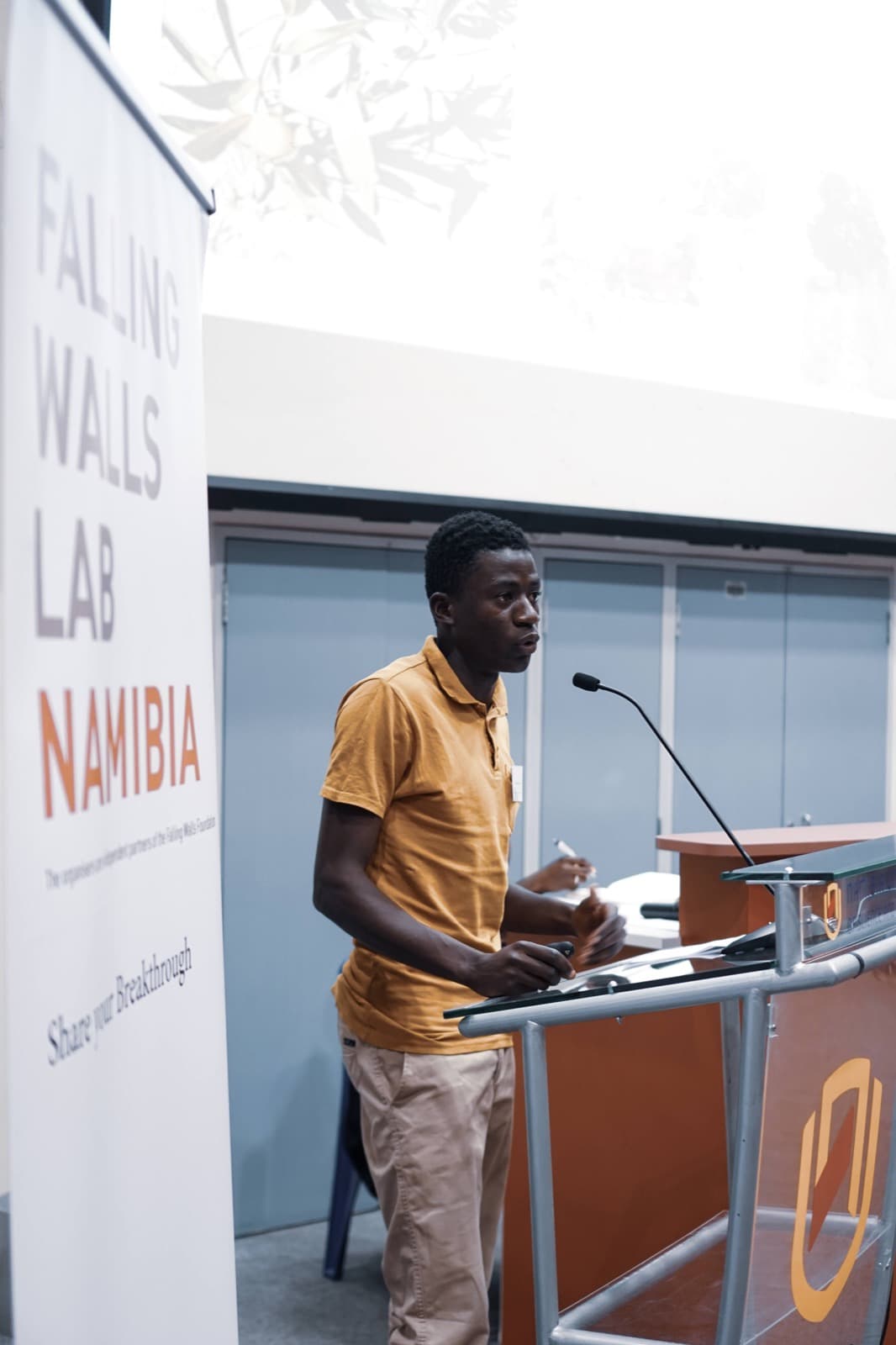 Presenting at Falling Walls Lab Namibia